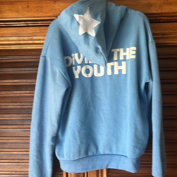 DIVIDE THE YOUTH BLUE HOODIE - Picture 6 of 10